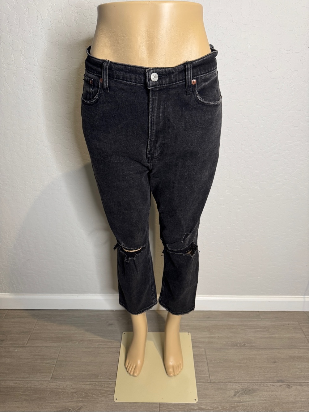Abercrombie and Fitch curve love ankle straight ultra high-rise size 29/8S